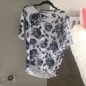 LuLaRoe top